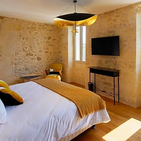 Chateau Croix De Labrie 3*