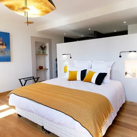 Bed and breakfast Chateau Croix De Labrie 3*