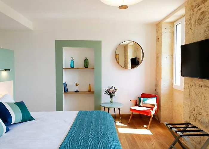 Chateau Croix De Labrie