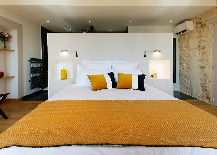 Bed and breakfast Chateau Croix De Labrie 3*